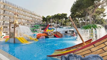 Indoor pool, outdoor pool, sun loungers