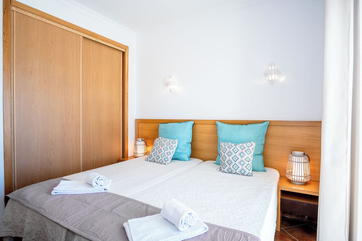 Apartment, 2 Bedrooms | In-room safe, iron/ironing board, individually furnished, bed sheets