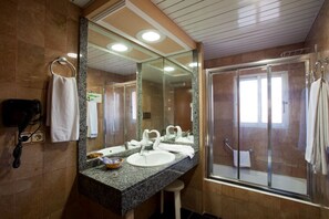 Combinazione doccia/vasca, vasca da bagno a immersione totale
