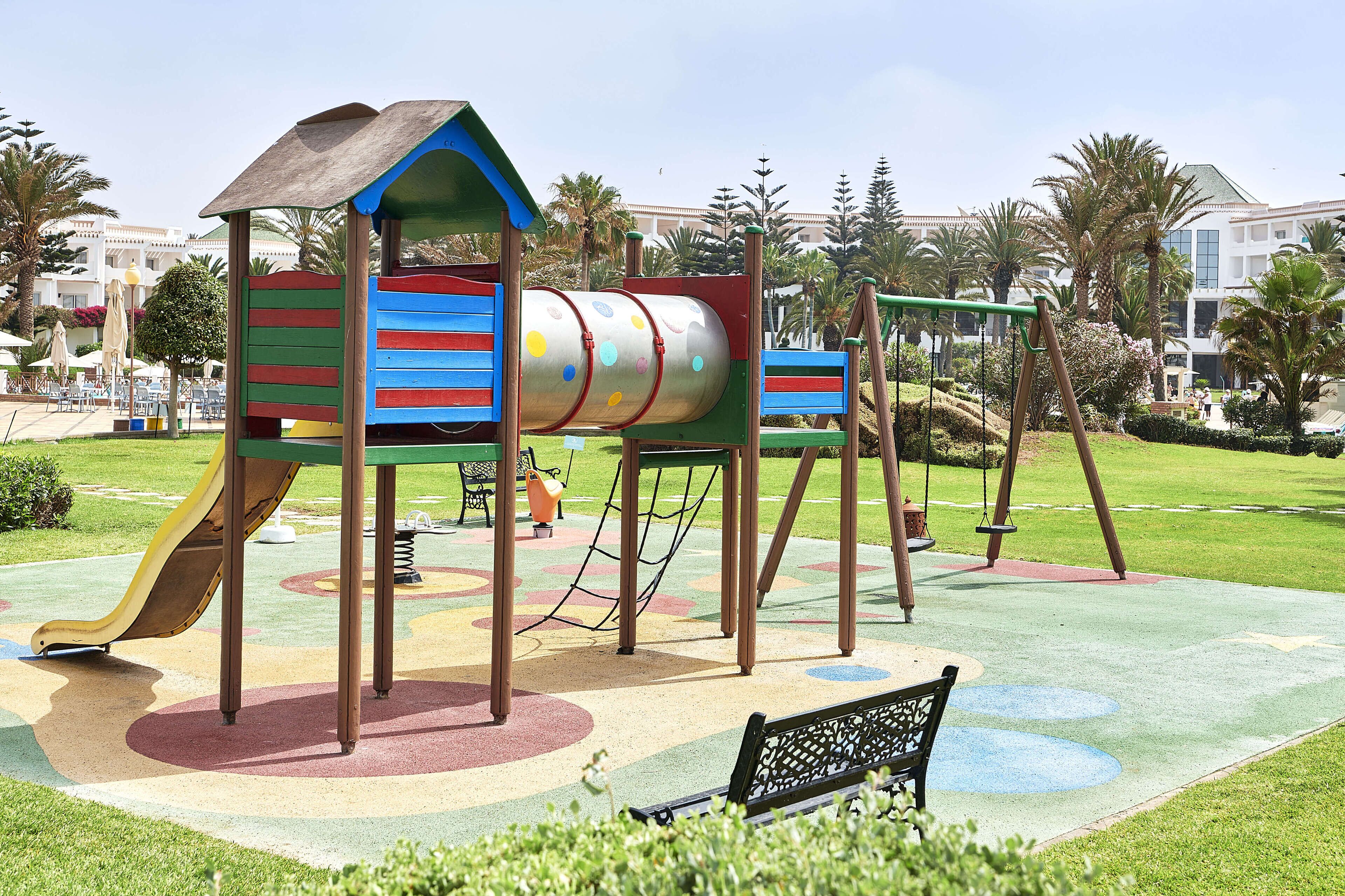 children’s play area – outdoor