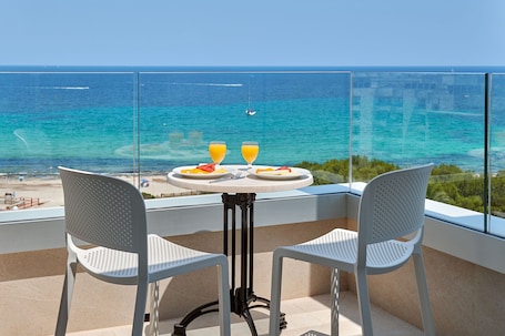 Vistas del balcón. Hipotels Bahía Grande Aparthotel