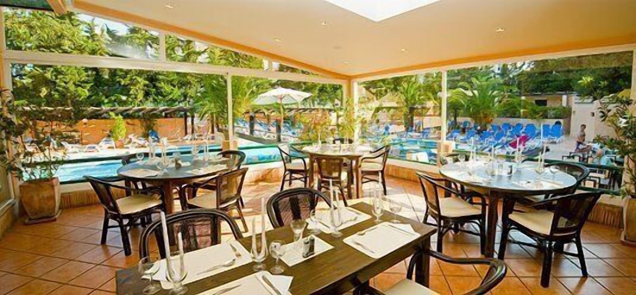 breakfast, lunch, dinner served; international cuisine, pool views