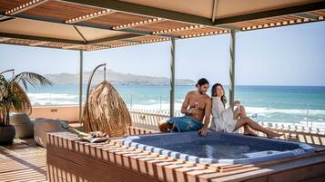 Honeymoon Suite with Outdoor Hot Tub & Sea View | Beach/ocean view