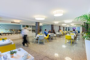 Breakfast area - Terrace Mar (Funchal)