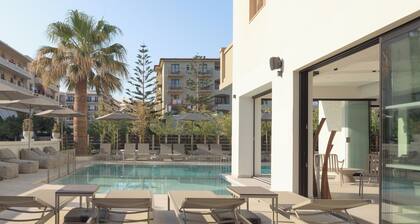 Theartemis Palace