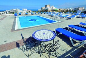 Outdoor pool - Hotel Zentral Center (Arona)