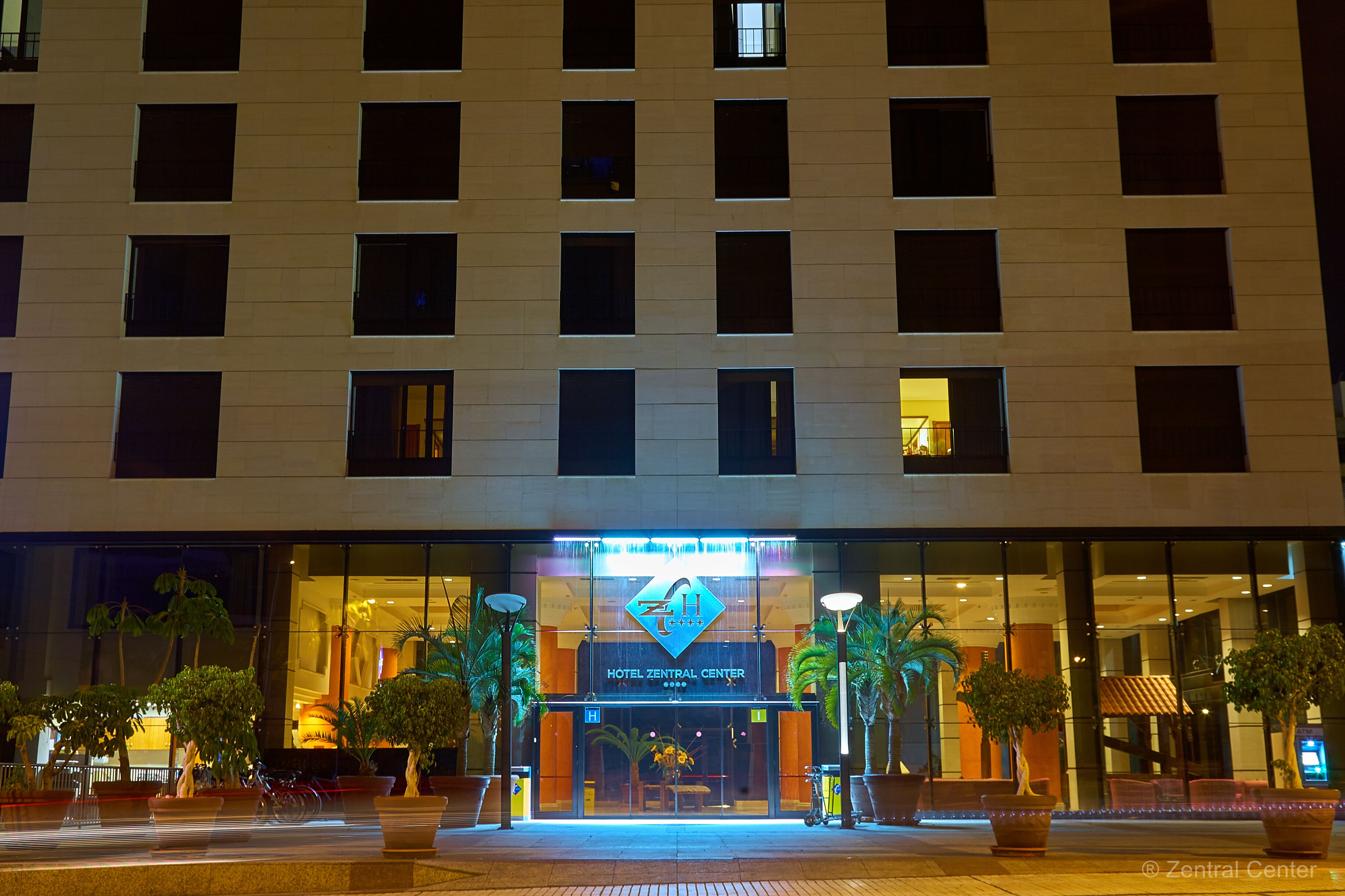 Façade de l’hébergement - soirée/nuit