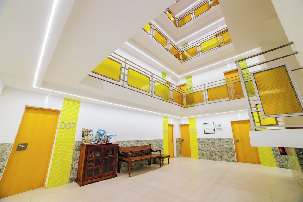 Apartamentos Palm Court by null