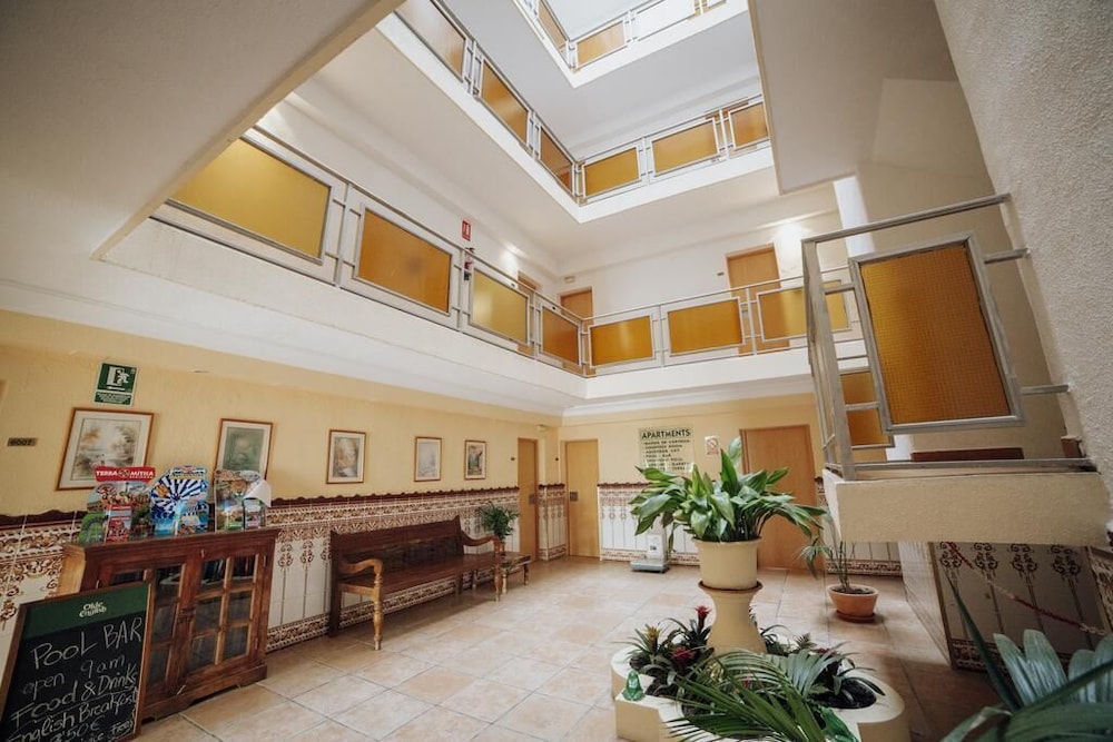 Apartamentos Palm Court by null