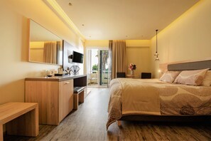 Ropa de cama de alta calidad y minibar