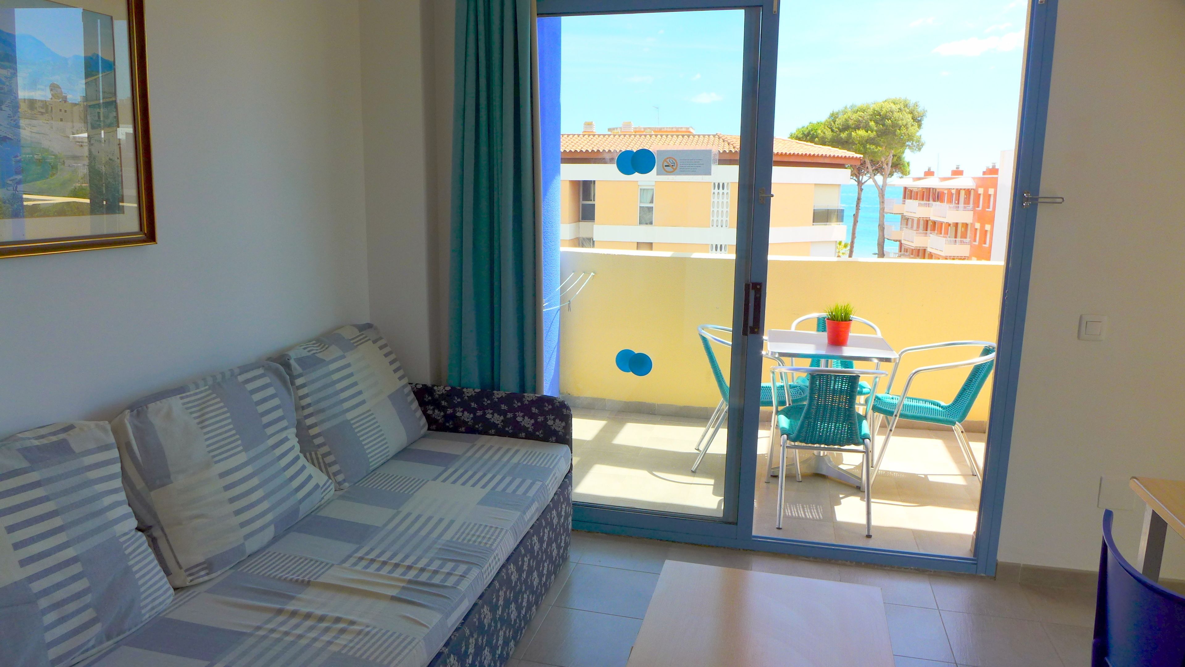 Quadruple Room | Living room | LCD TV