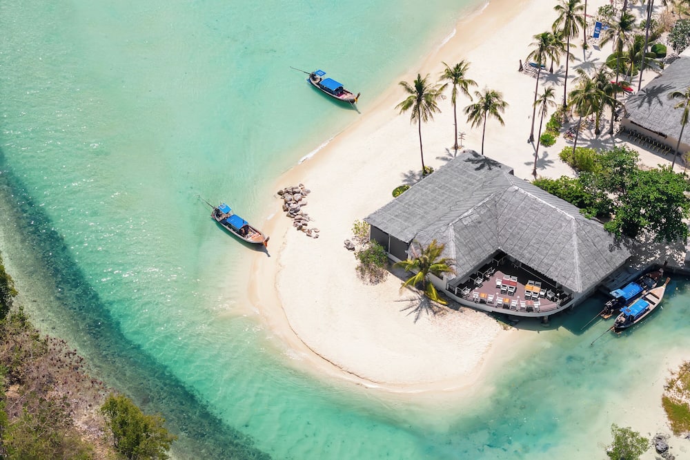 SAii Phi Phi Island Village