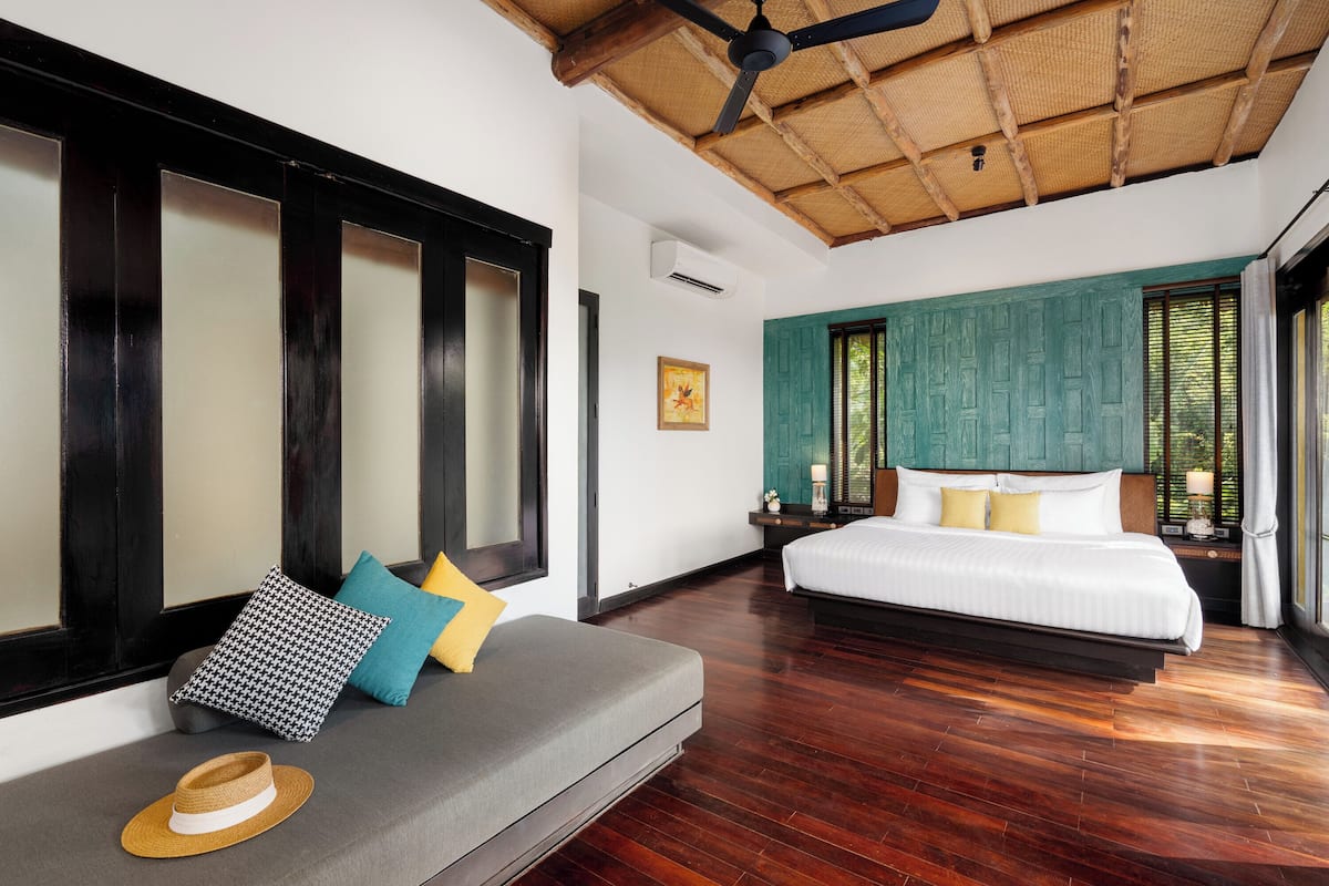 1 bedroom, minibar, in-room safe, desk