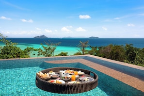 Villa, Ocean View (Hillside,Pool)