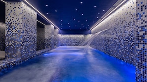Couples treatment rooms, body treatments, hydrotherapy, aromatherapy
