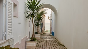 Exterior - Hotel Indigo Albufeira by IHG (Albufeira)