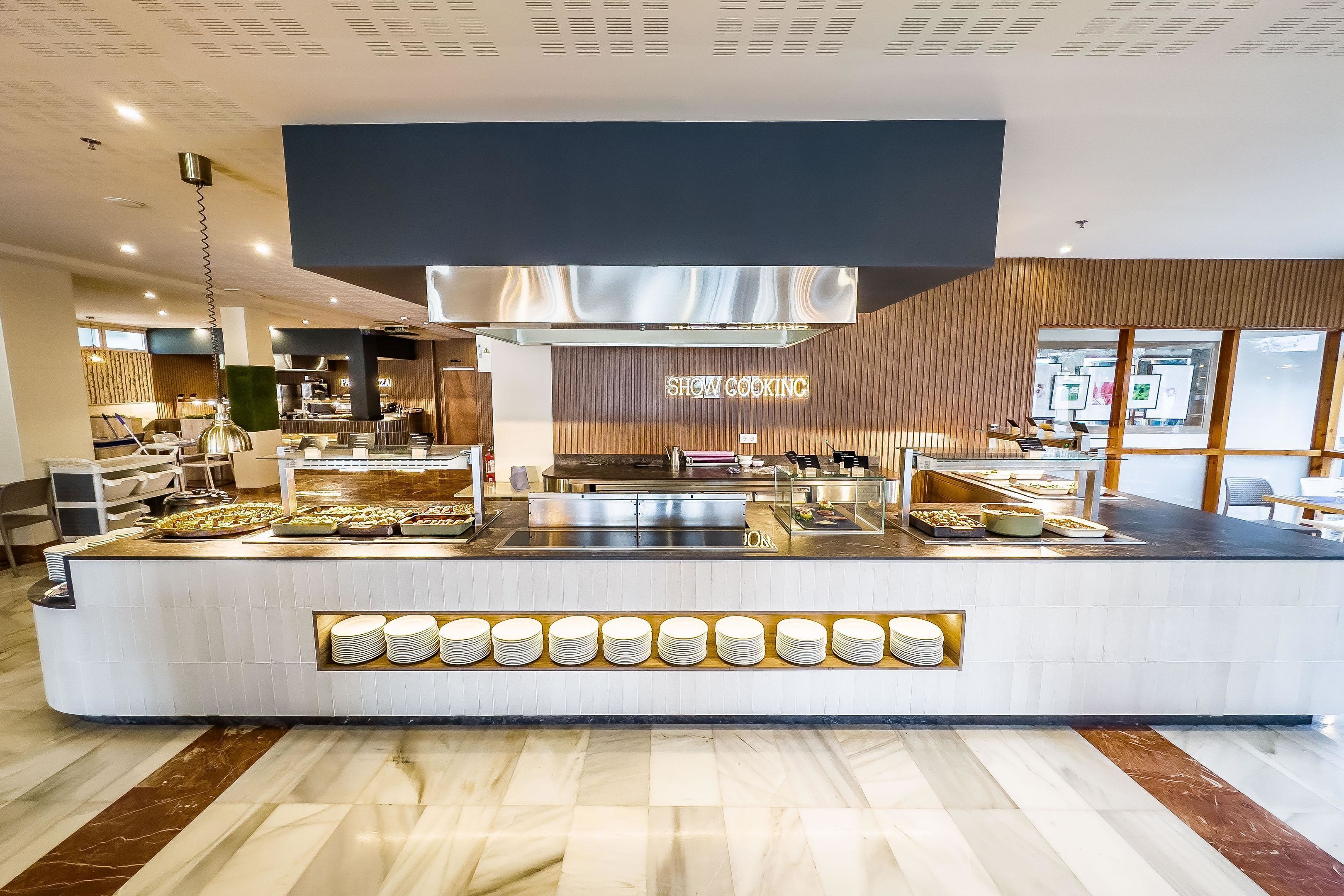 Breakfast, lunch, dinner served; international cuisine 