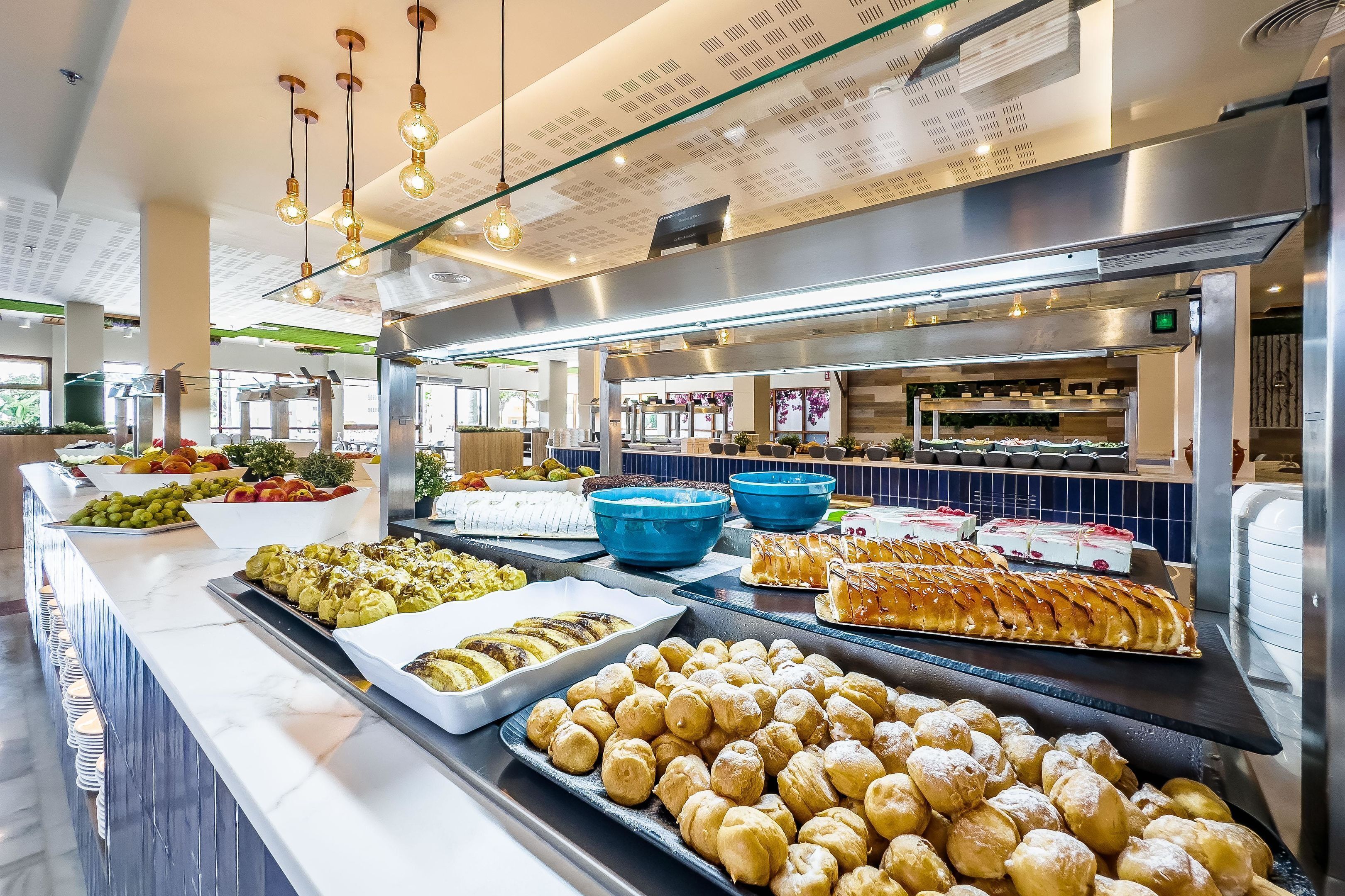 Breakfast, lunch, dinner served; international cuisine 