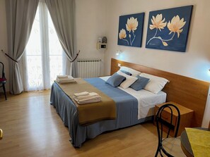 Comfort Triple Room | Premium bedding, minibar, in-room safe, desk - Dream (Mestre)