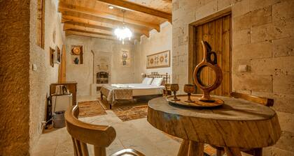 Nomads Cave Hotel & Rooftop