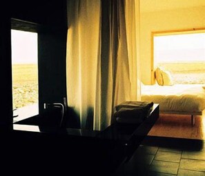 Habitació doble (vistas) | Minibar, caixa forta a l'habitació i habitacions insonoritzades