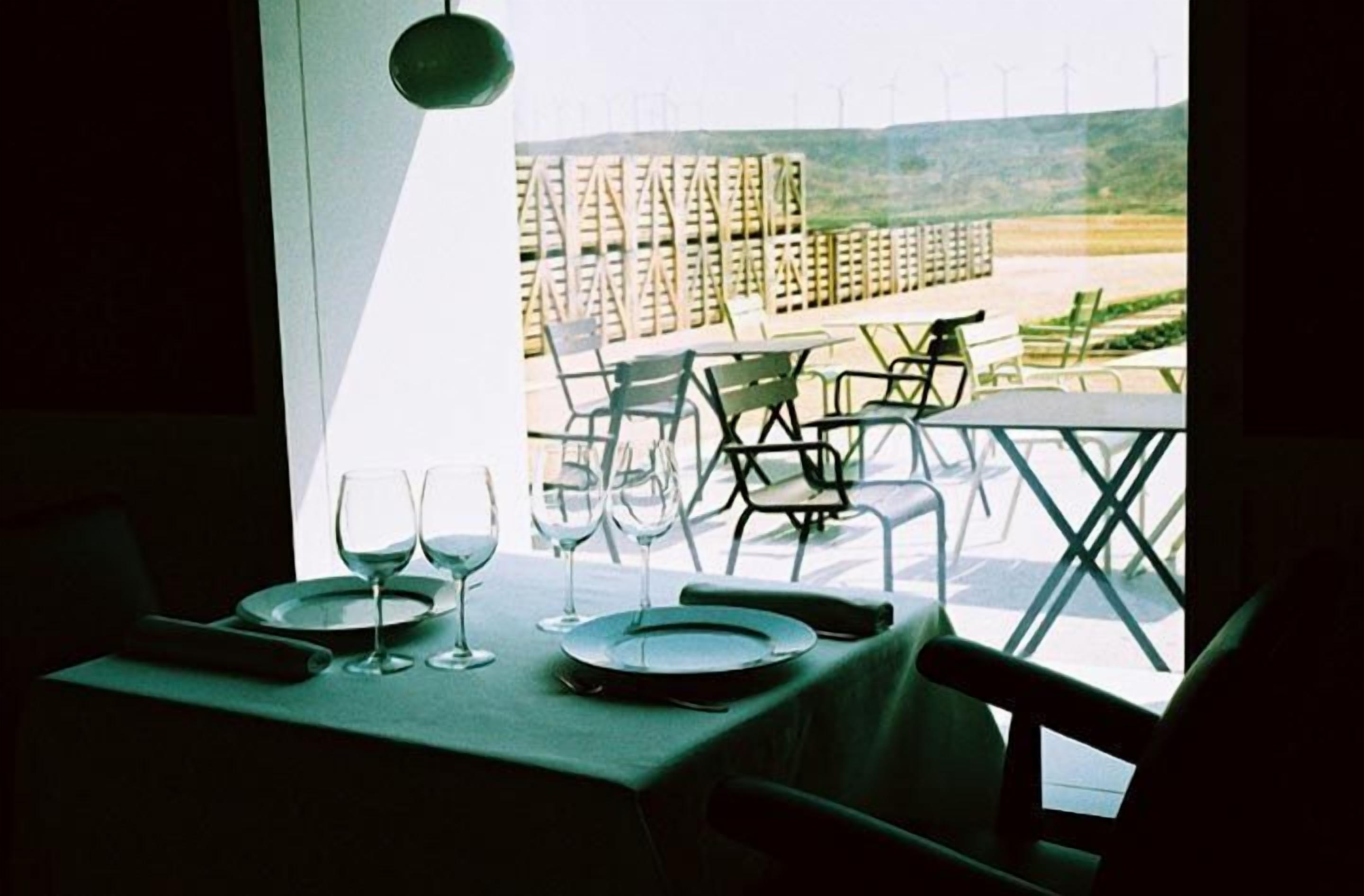 breakfast, lunch, dinner served; regional cuisine