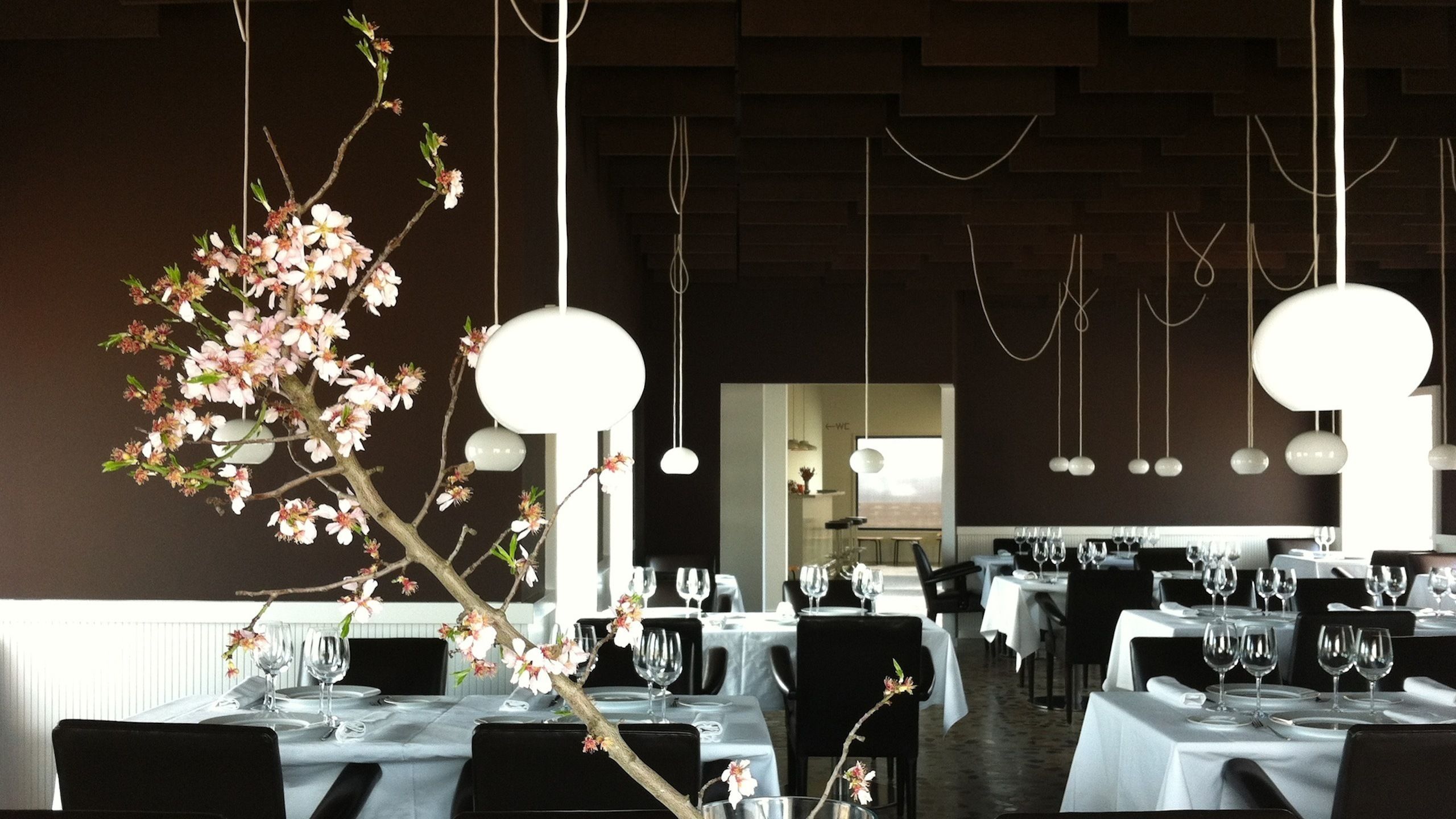 breakfast, lunch, dinner served; regional cuisine