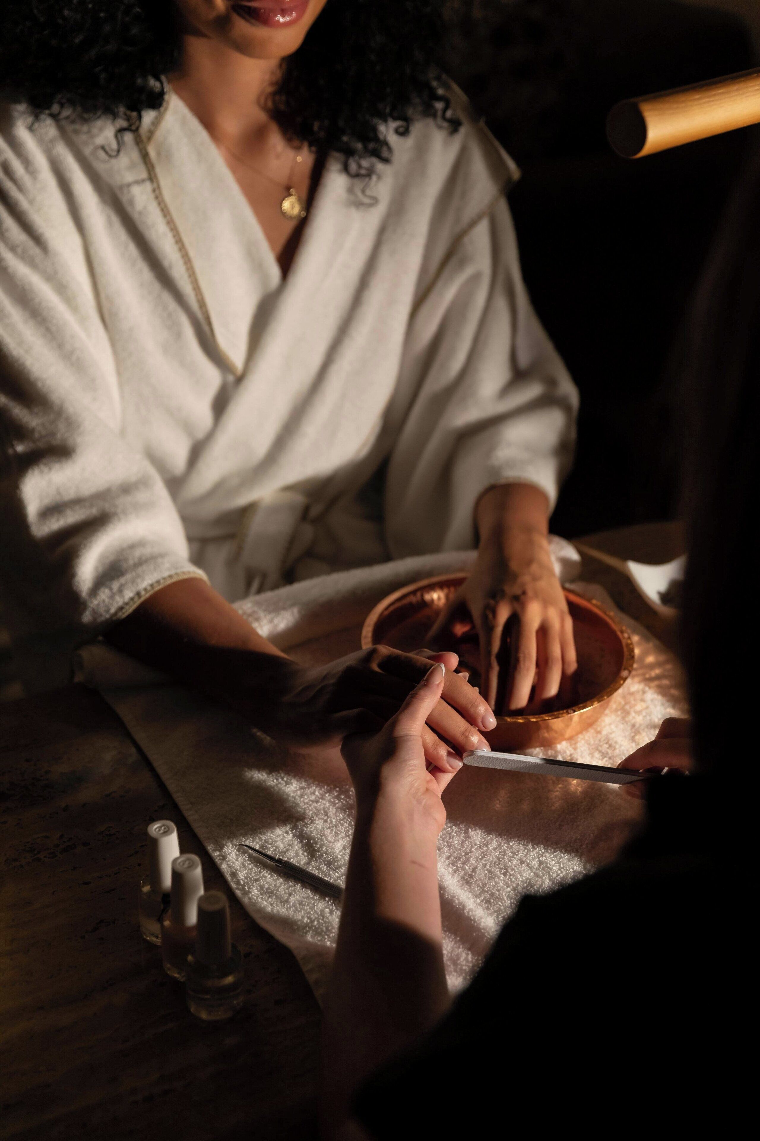 Couples treatment rooms, sauna, body treatments, facials