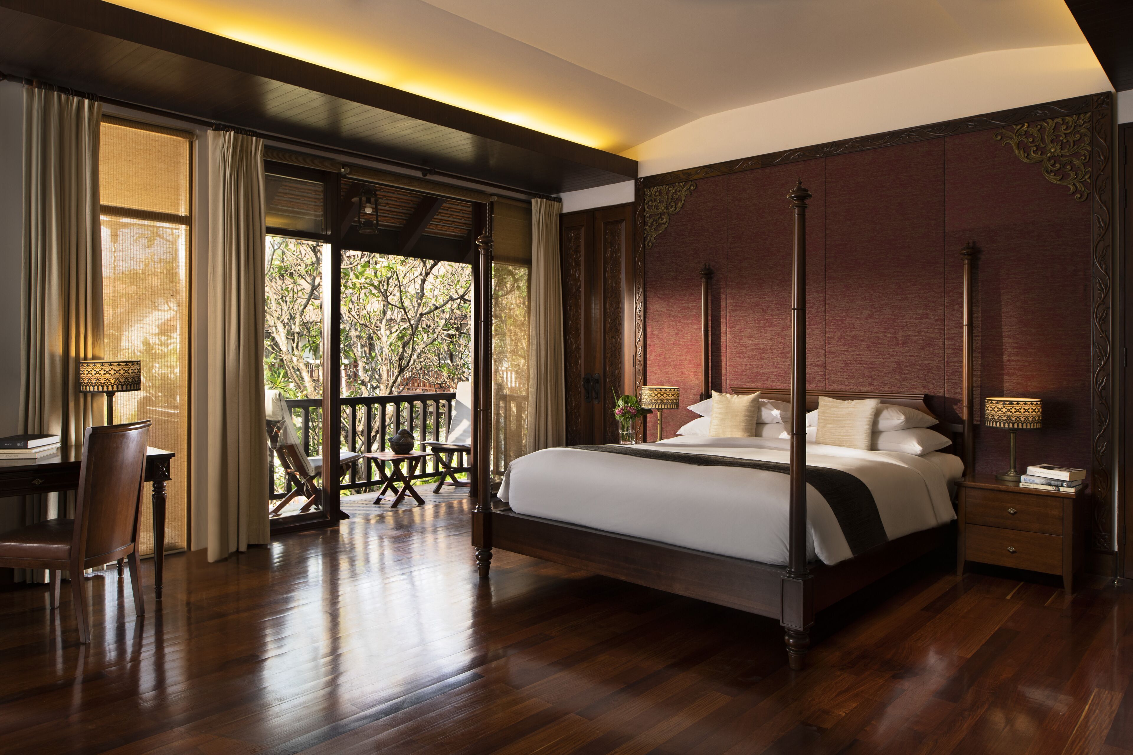 1 bedroom, Egyptian cotton sheets, premium bedding, memory foam beds