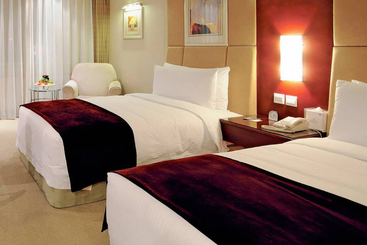 Premium bedding, pillowtop beds, minibar, in-room safe