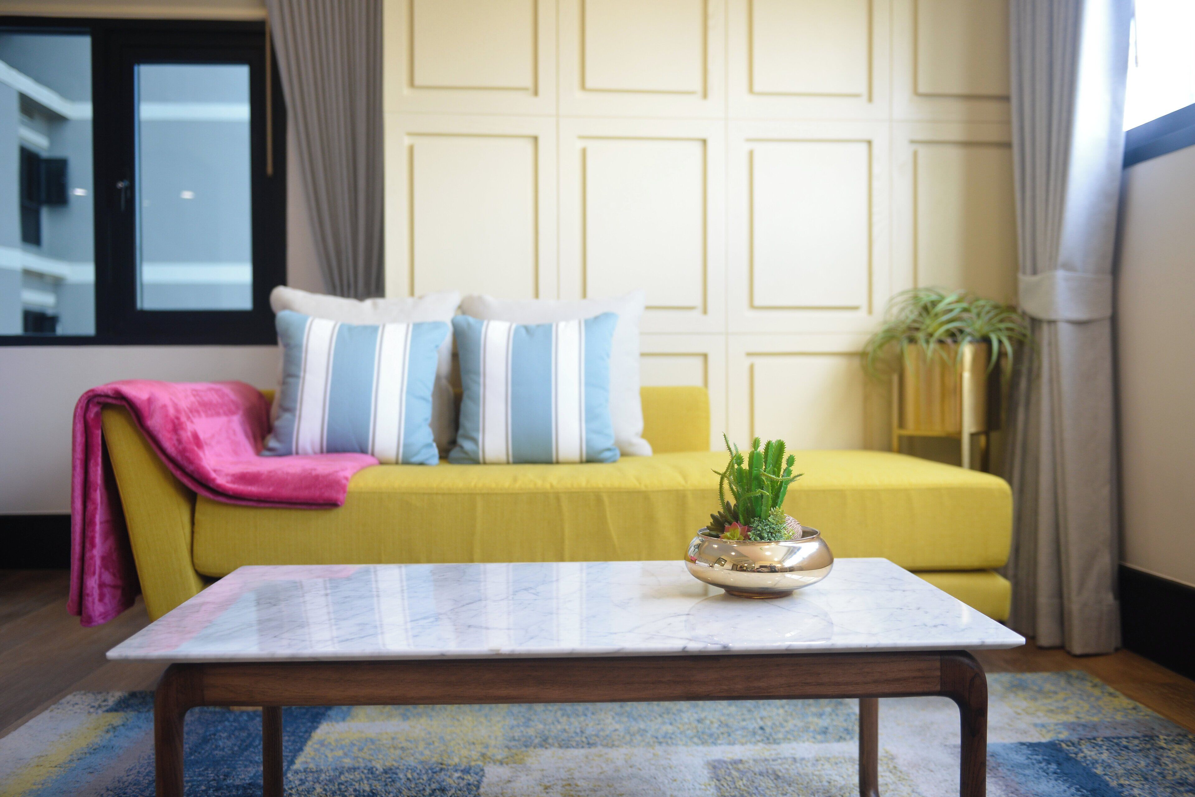 premier room, 1 bedroom | living area | 43-inch lcd tv with cable channels, tv