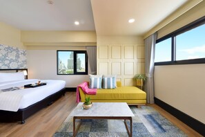 Premier-Zimmer, 1 Schlafzimmer | Bettwäsche aus ägyptischer Baumwolle, hochwertige Bettwaren, Minibar