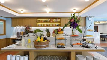 Daily buffet breakfast (THB 342 per person)