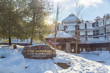 Vista desde la propiedad. JW Marriott The Rosseau Muskoka Resort & Spa