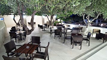 Bar (en el alojamiento)