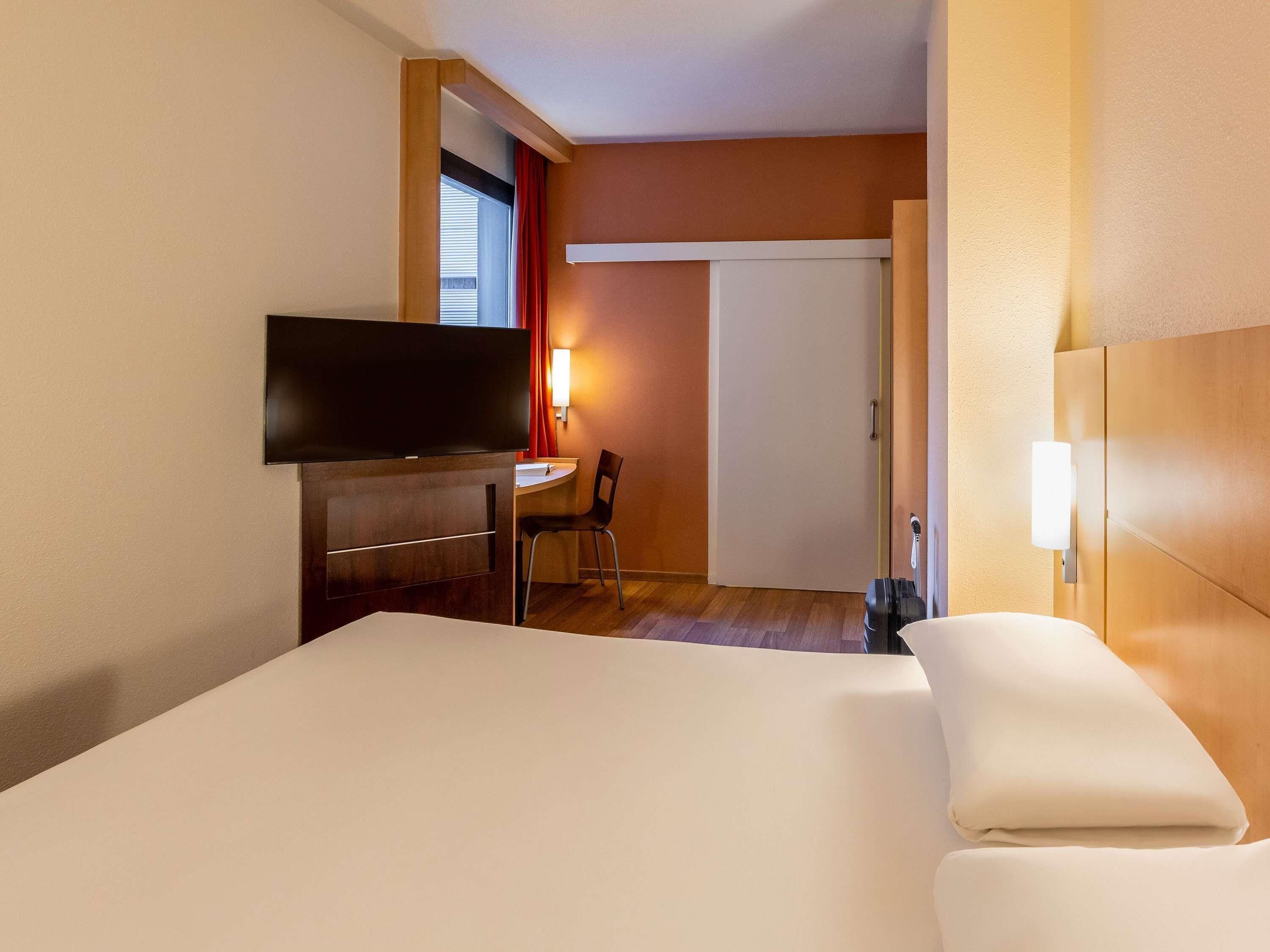 Standard Room, 1 Double Bed, Accessible | View from room