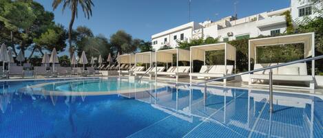 Indoor pool, outdoor pool, cabanas (surcharge), pool umbrellas