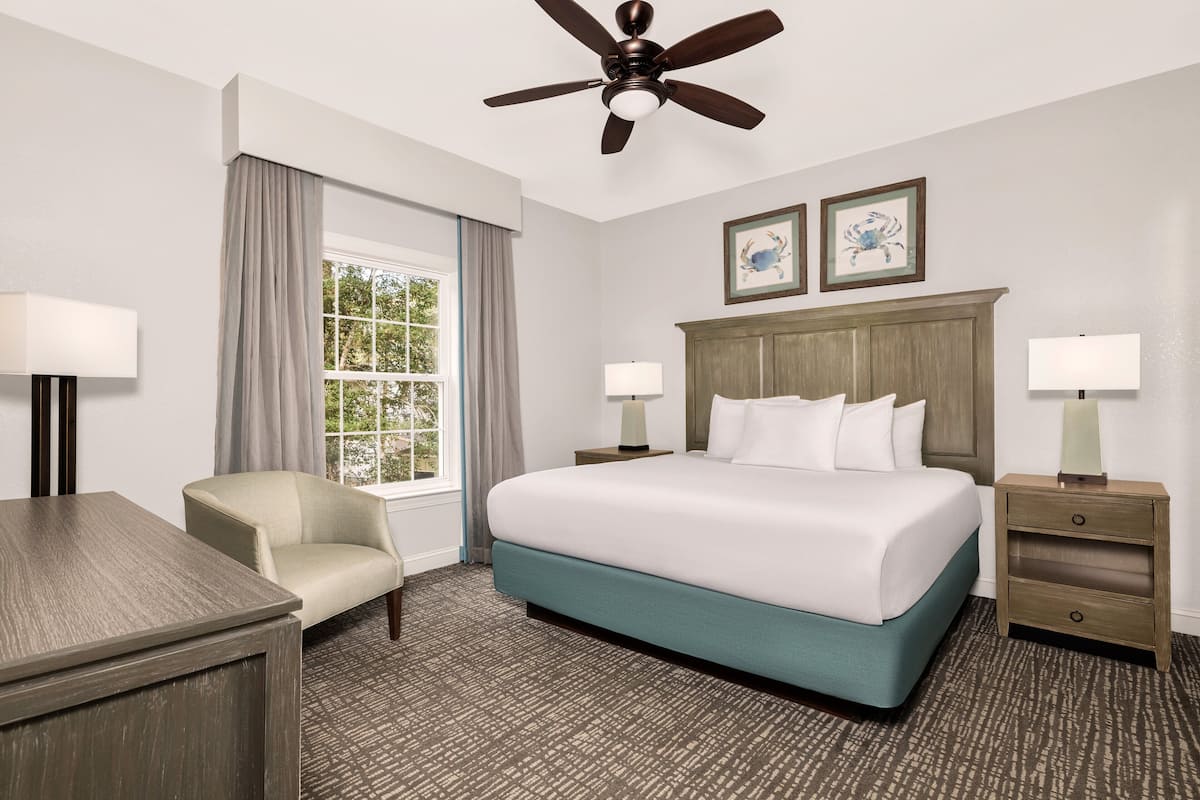 Standard Condo, 3 Bedrooms, Non Smoking | 3 bedrooms, minibar, iron/ironing board, WiFi