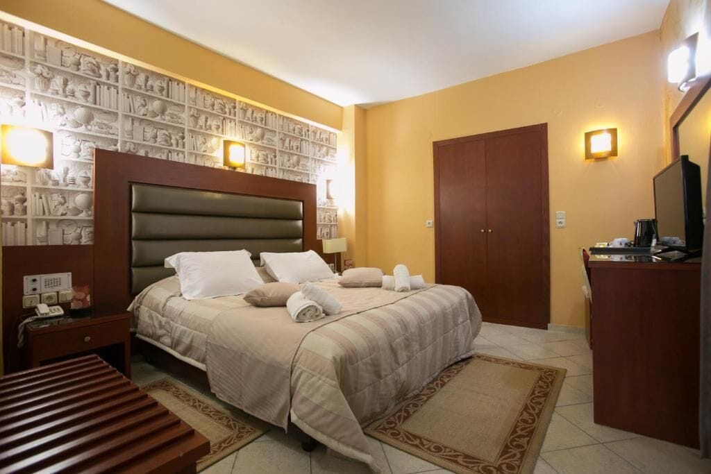 Photo - City Life Port Hotel