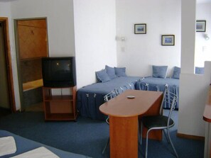 In-room safe, free cots/infant beds, free WiFi, bed sheets