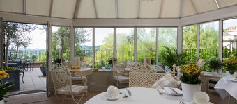 Tasburgh House