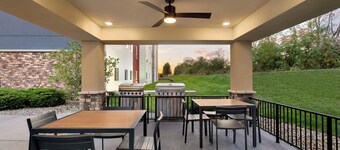 Candlewood Suites Springfield North by IHG