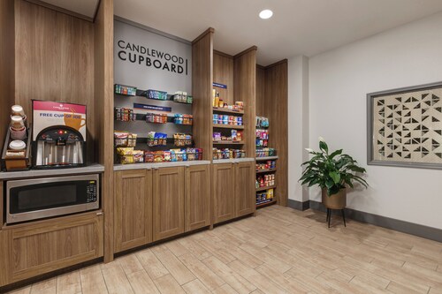 Candlewood Suites Springfield North by IHG