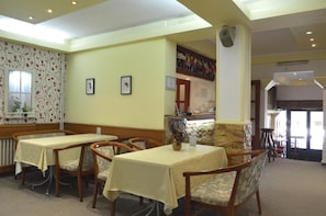 Restaurant - Ani Hotel (Skopje)