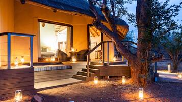 1 bedroom, premium bedding, pillowtop beds, in-room safe