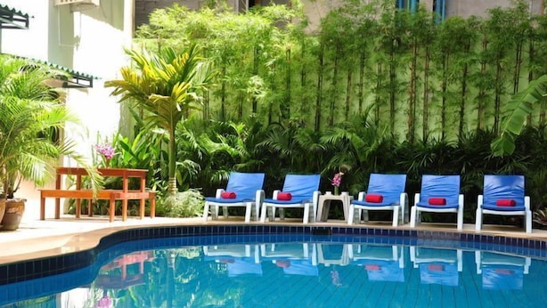 Outdoor pool - Anchalee Inn (Patong)