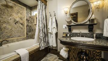 Premium Room, 1 Katil Raja (King) | Tab mandi berpancutan