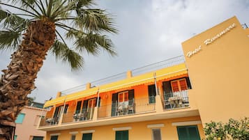 Fachada da propriedade