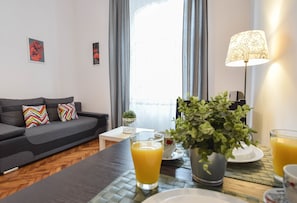 尊荣开间, 1 间卧室 | 特色装修、特色家居、熨斗/熨衣板、婴儿床