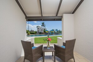 Deluxe Pool View Room | View from room